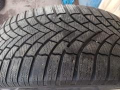 Obrázek: Bridgestone Blizzak LM005 225/55 R19 99V 4,5mm 4ks